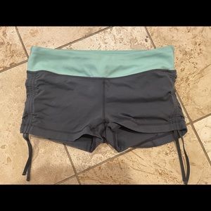 Gap Body Fit Shorts